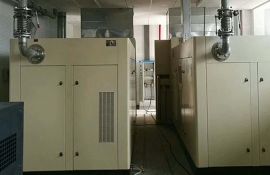 醫(yī)用無油螺桿式空壓機(jī)哪家好？20年專業(yè)廠家值得信賴-[廣西意朗]
